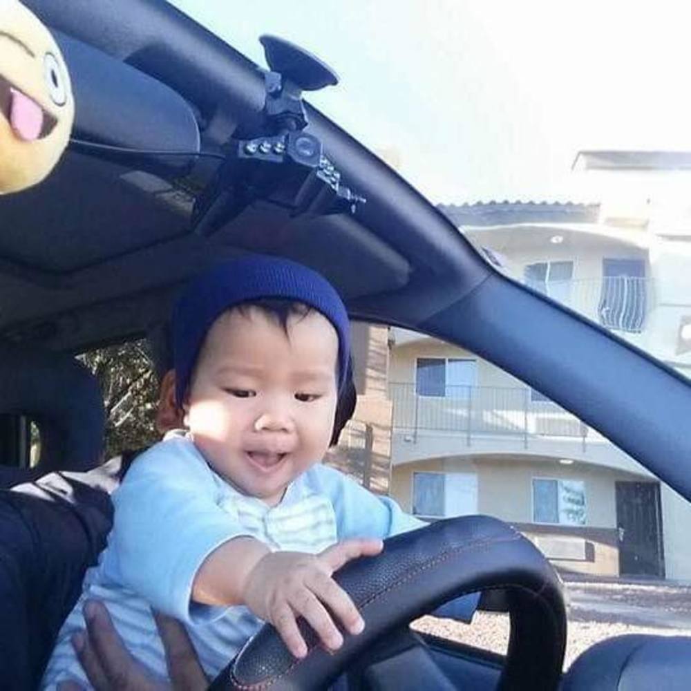 Meet your Posher, Loriel